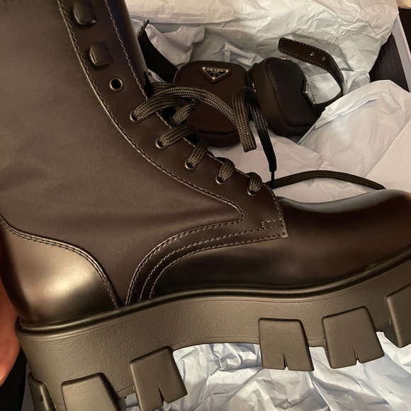 Prada combat leather boots with pouch - Picture 3 of 6